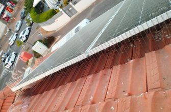 Защита солнечных панелей от голубей на крышах в Израиле